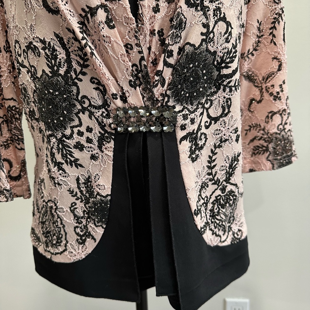 Pink and Black Abstract Blazer with Relaxed Fit - Picture 3 of 5